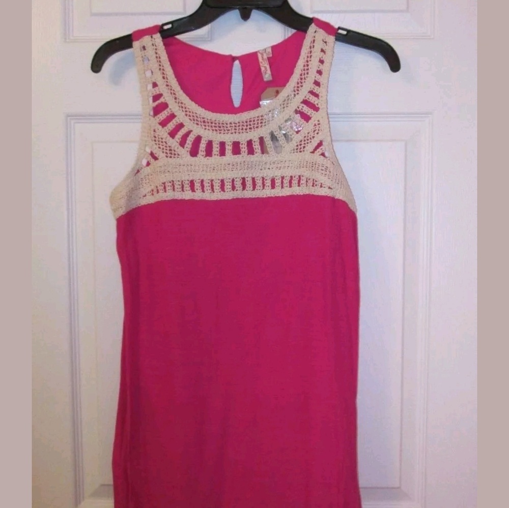 Juniors Red Camel Sleeveless Dress - M